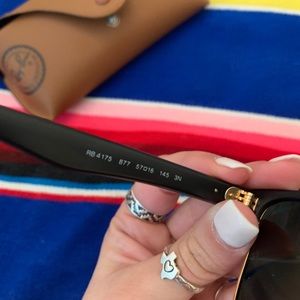 Ray-Ban - CLUBMASTER OVERSIZED